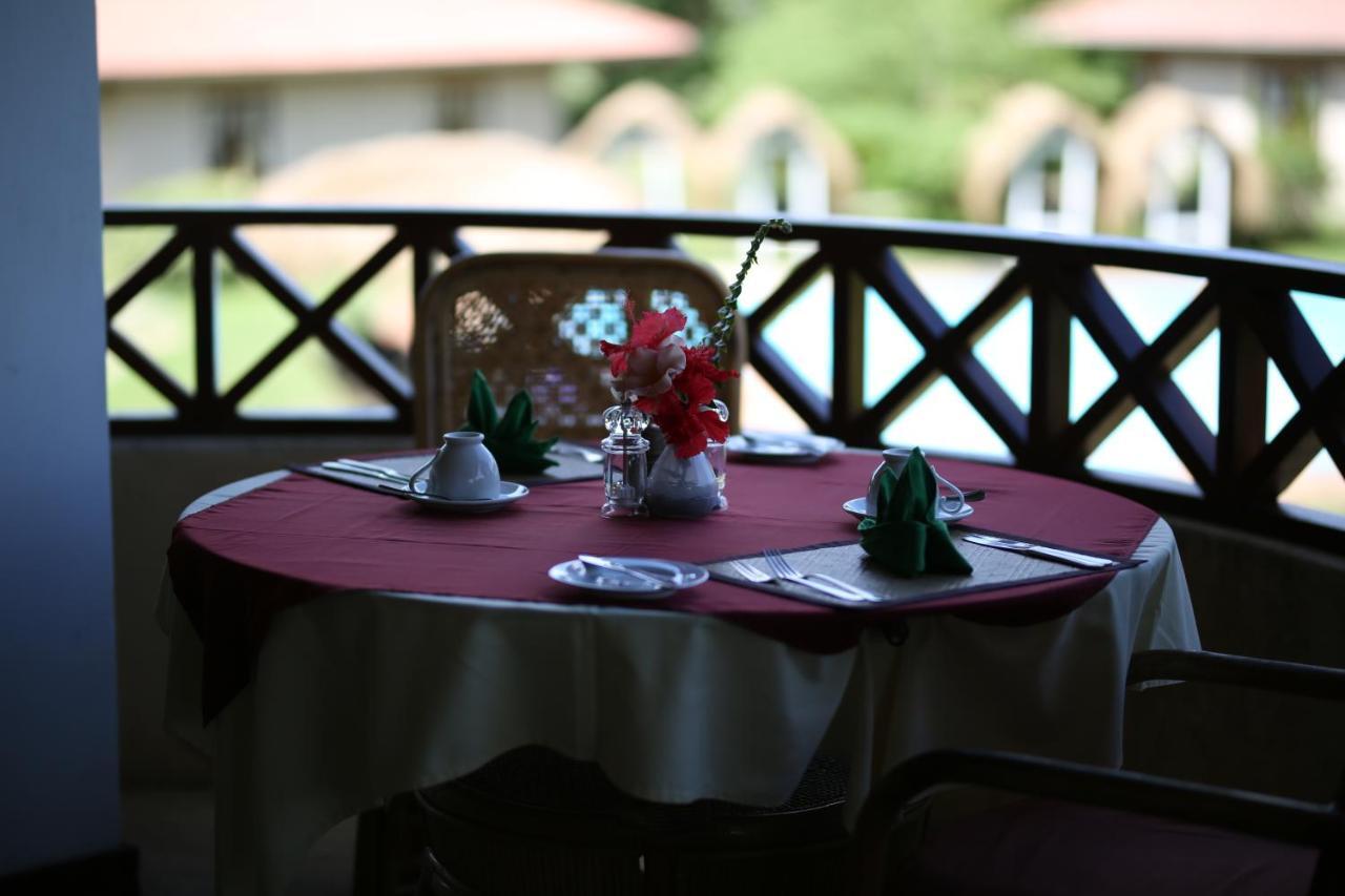 Hibiscus Garden Hotel Tissamaharama Εξωτερικό φωτογραφία